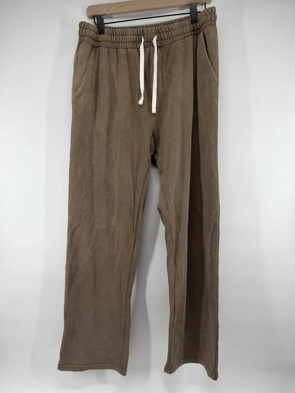 Threads 4 Thought Men's Brown Large Kevin Mineral Wash French Terry Pants NWT